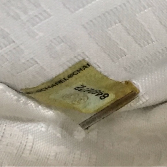 CHANEL Cream Quilted Flap Crossbody Handbag WOC - Picture 10 of 14